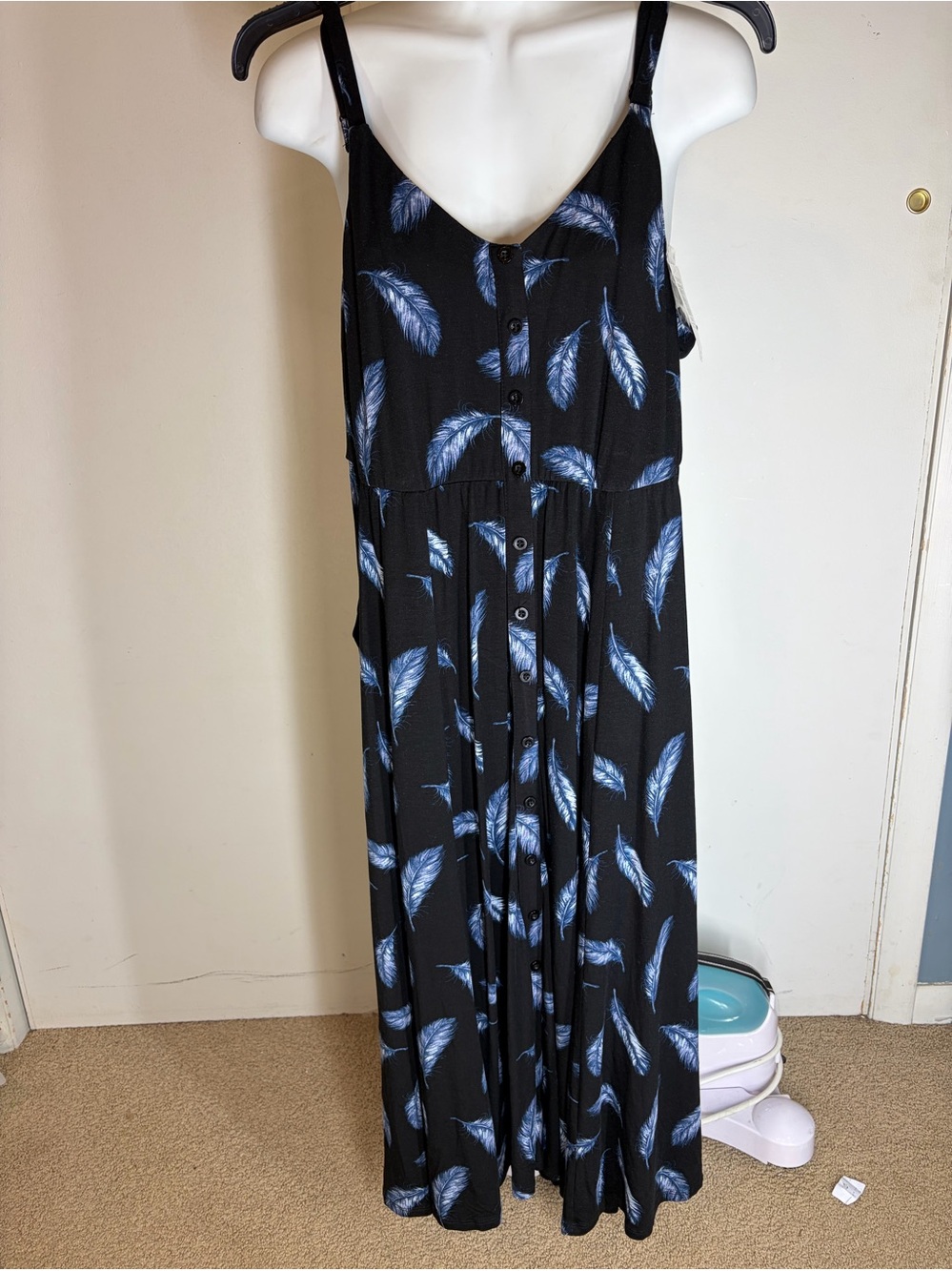 Large Sz 0 Torrid Super Soft Black Blue Feather Button Front Cami Dress Pockets